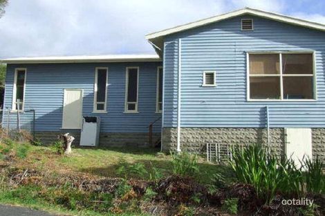 Property photo of 206 Roslyn Avenue Blackmans Bay TAS 7052