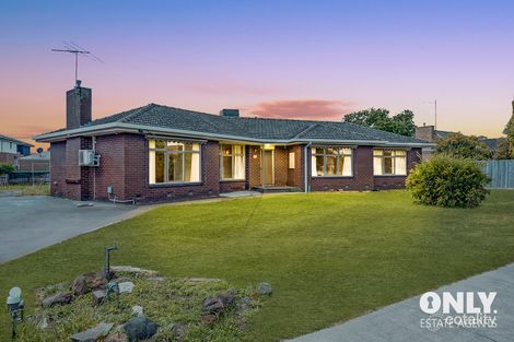 20 James St, Pakenham, VIC 3810