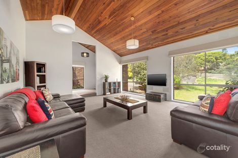 Property photo of 122-124 Corriedale Crescent Park Orchards VIC 3114