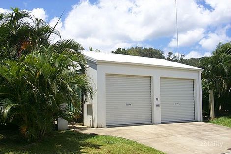 Property photo of 9 Feathertop Close Smithfield QLD 4878