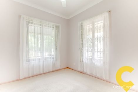 Property photo of 24 Glasshouse Crescent Forest Lake QLD 4078