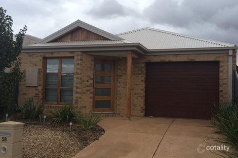 5b Ducane St, Wyndham Vale, VIC 3024