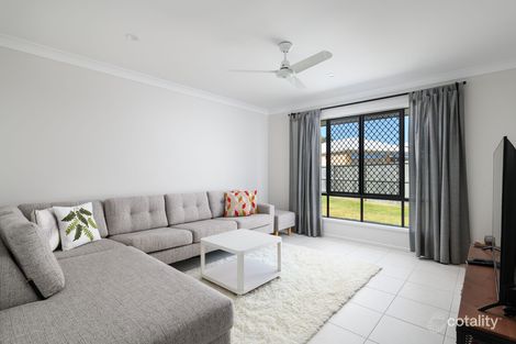 Property photo of 6 Grevillea Court Tin Can Bay QLD 4580