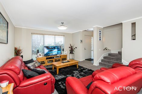 Property photo of 5 Tylney Loop Meadow Springs WA 6210