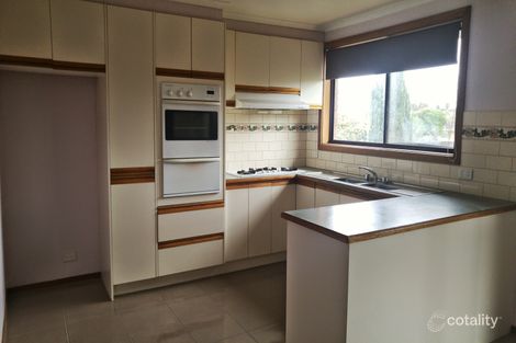 Property photo of 1/61 Bowman Drive Mill Park VIC 3082