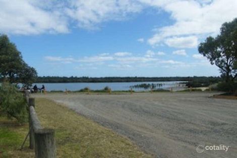 Property photo of 30-32 Mickle Street Tooradin VIC 3980