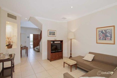 Property photo of 2/61 Bamboo Avenue Bundall QLD 4217