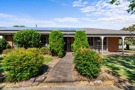 Property photo of 2 Wharf Court Sale VIC 3850