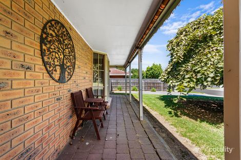 Property photo of 2 Wharf Court Sale VIC 3850