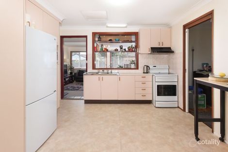 Property photo of 2 Day Place Prospect NSW 2148