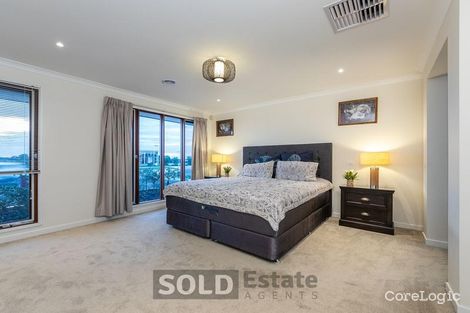 Property photo of 71 Bradman Drive Cranbourne West VIC 3977