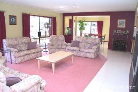 Property photo of 2 The Outlook Lysterfield South VIC 3156