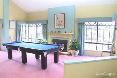 Property photo of 2 The Outlook Lysterfield South VIC 3156