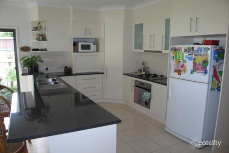 Property photo of 2/34 Robert Street Labrador QLD 4215