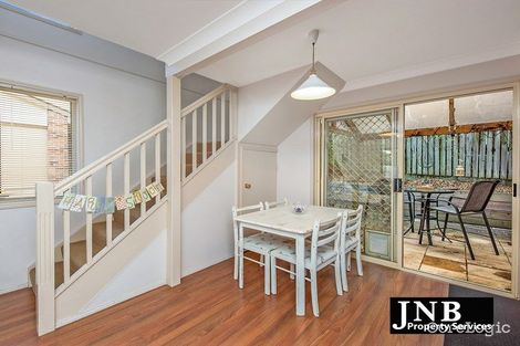 Property photo of 2/6 Garden Terrace Newmarket QLD 4051