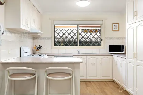 Property photo of 34 Wicklow Drive Invermay Park VIC 3350