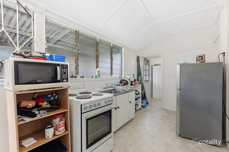 92 Jacaranda St, East Ipswich, QLD 4305