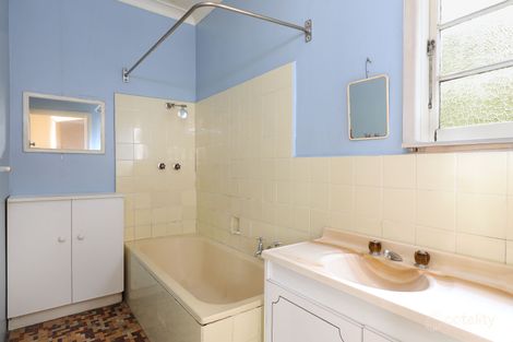 Property photo of 24 Hat Hill Road Blackheath NSW 2785