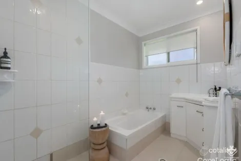 Property photo of 1 Intrepid Drive Mermaid Waters QLD 4218