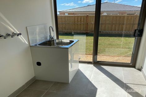 Property photo of 9 Hatter Street Werribee VIC 3030