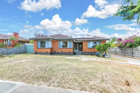 6 WILLIAM AVE, HALLAM, VIC 3803