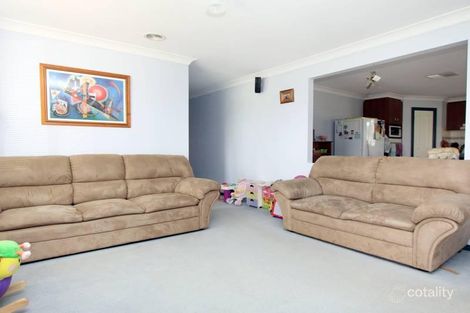 Property photo of 23 Giofches Crescent Tarneit VIC 3029