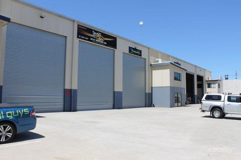 2A COMMERCE CT, CLONTARF, QLD 4019