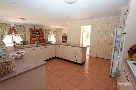 Property photo of 2 Robert Court Redland Bay QLD 4165