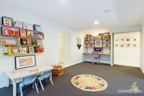 Property photo of 37 Honeyeater Crescent Moggill QLD 4070