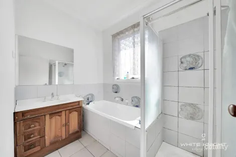 Property photo of 4 James Street St Albans VIC 3021