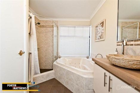 Property photo of 26 McGuigan Circle Redcliffe WA 6104