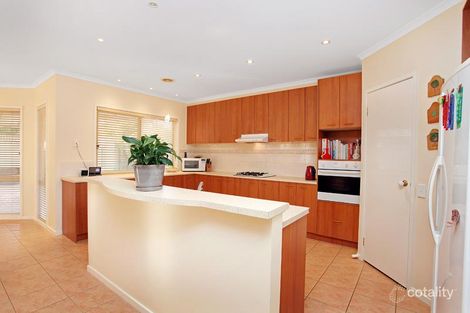 Property photo of 3 Dartmouth Court Caroline Springs VIC 3023