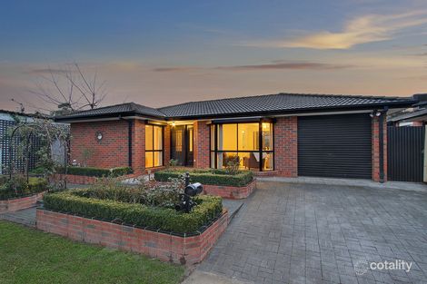 2 Yolanda Ct, Kilsyth, VIC 3137