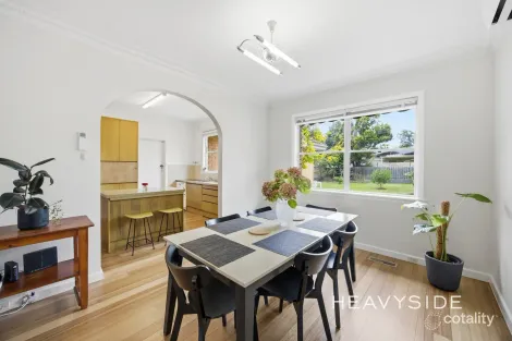 Property photo of 165 Surrey Road Blackburn VIC 3130