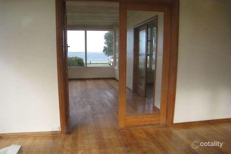 Property photo of 32 Ocean Esplanade Blackmans Bay TAS 7052