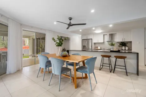 Property photo of 46 Oakview Circuit Brookwater QLD 4300