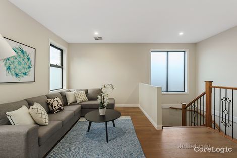 Property photo of 1/67 Woodhouse Road Donvale VIC 3111