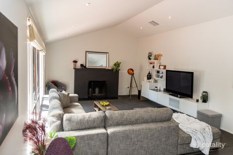 Property photo of 7 Merlinda Court Wodonga VIC 3690