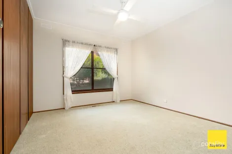 Property photo of 8 Hakea Street Kennington VIC 3550