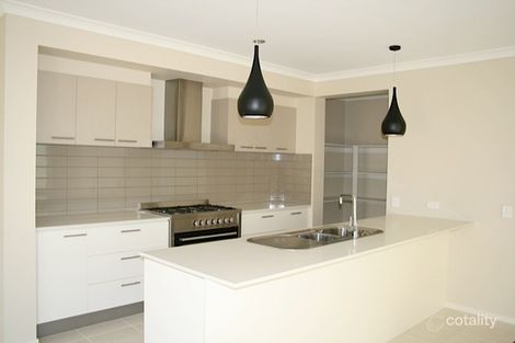 Property photo of 37 Dobie Court North Geelong VIC 3215