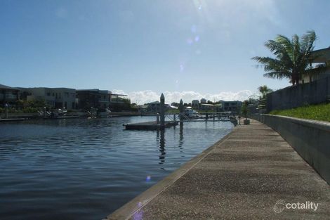 Property photo of 21 Middle Quay Drive Biggera Waters QLD 4216