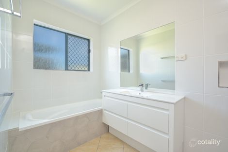 Property photo of 13 Forest Place South Gladstone QLD 4680
