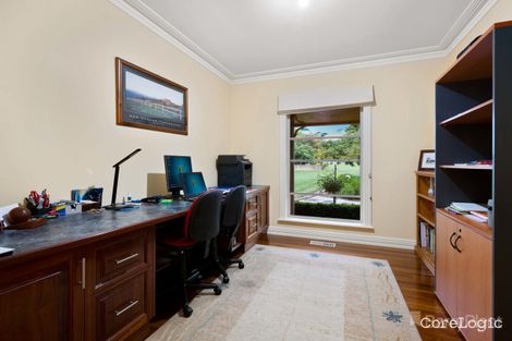 Property photo of 10 Pepperell Drive Drouin VIC 3818