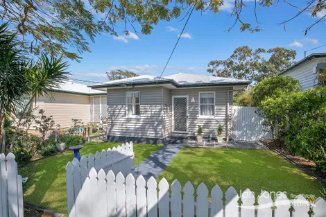 9 Livermore St, Redcliffe, QLD 4020