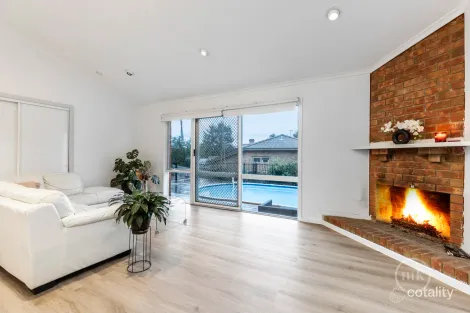 Property photo of 8 Lyons Rise Eltham VIC 3095