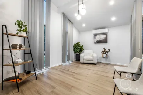Property photo of 8 Lyons Rise Eltham VIC 3095