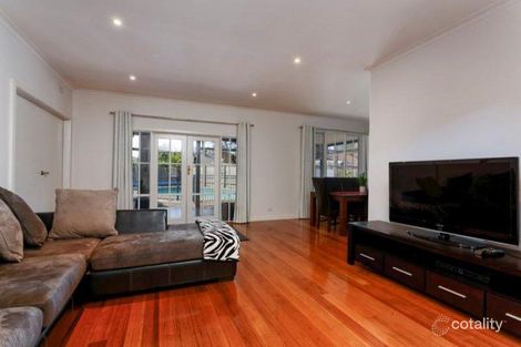 Property photo of 24 Myrtle Street Bentleigh VIC 3204