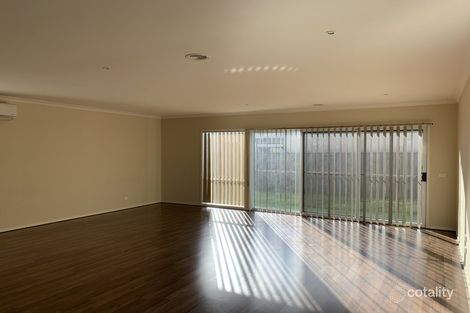 Property photo of 6 Mullein Bend Cranbourne North VIC 3977