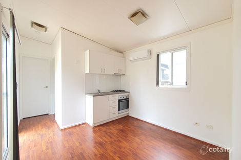 4 Tangaloa Cres, Lethbridge Park, NSW 2770