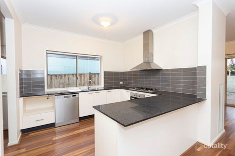 Property photo of 29/2 Barton Drive Sandhurst VIC 3977